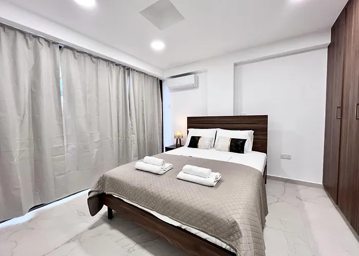 Finikoudes Nest 2 * Λάρνακα