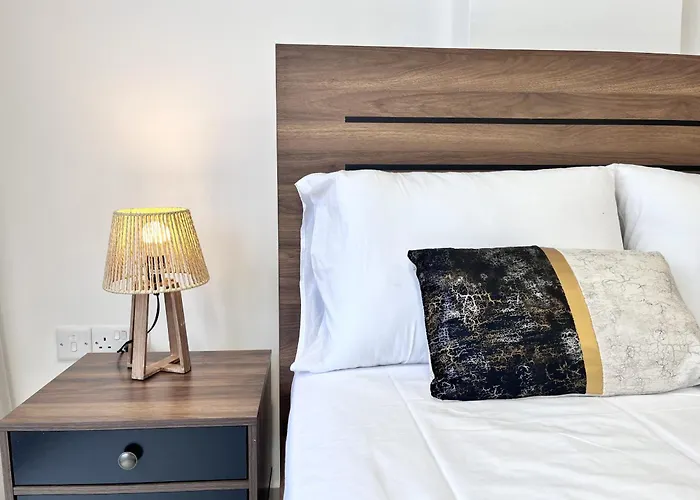 Finikoudes Nest 2 * Larnaca