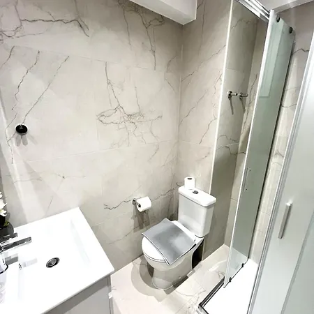 Apartament Finikoudes Nest 2 Larnaca